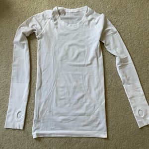 Lululemon swiftly tech long sleeve